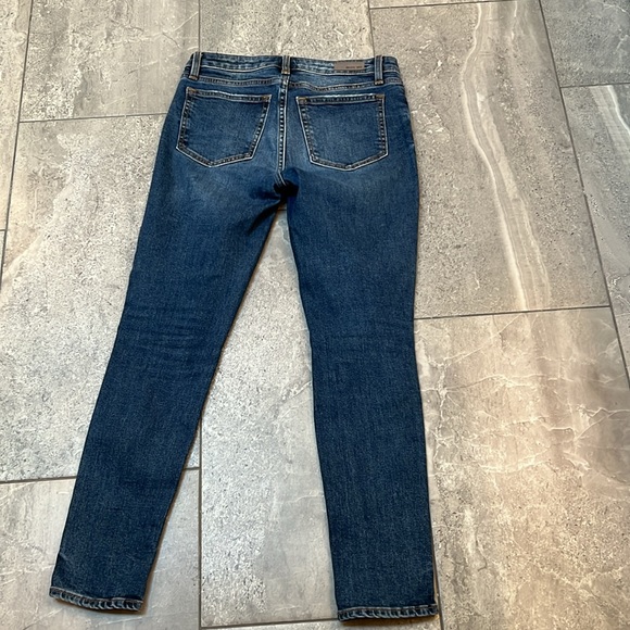 Miss Me Stepped Hem Ankle Skinny - Picture 9 of 10